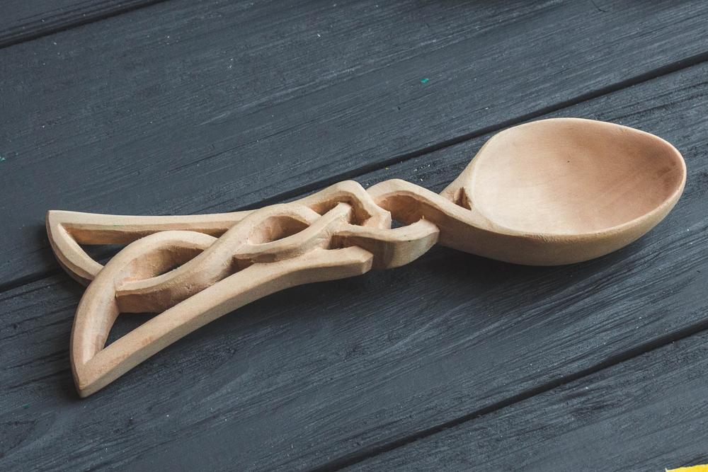 Kaiverrusveitsisarja BeaverCraft lusikka, aloituspakkaus